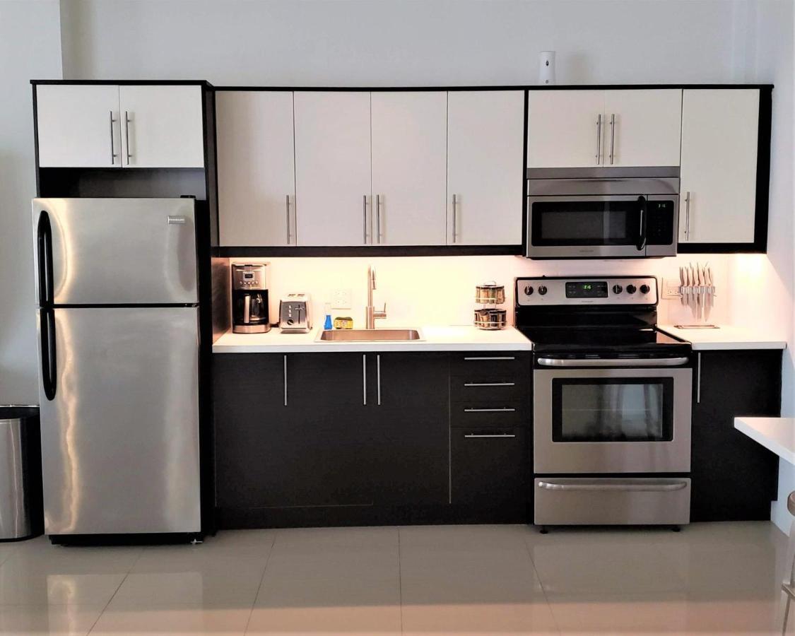 Kasa The Lofts 202 Huge 2 Bed 2 Bath Washer Dryer